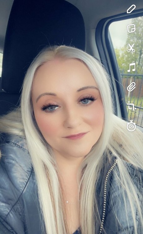 petitiepolly hübsche heiße bild