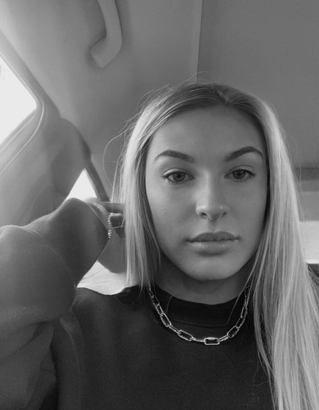 Lex Beccs top akt foto