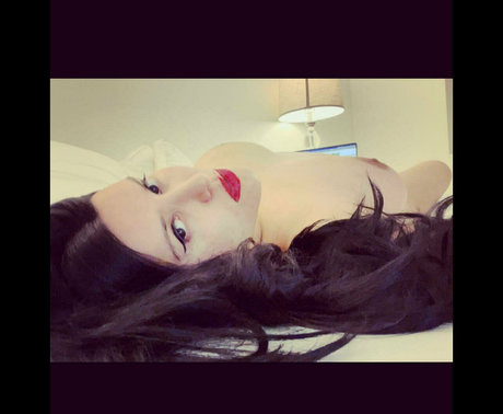 minkafox nackt top archiv