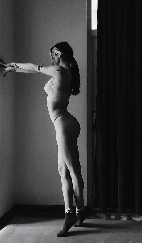 torineko top nackte galerien