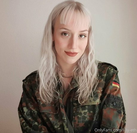 lilly eth pornographische galerien