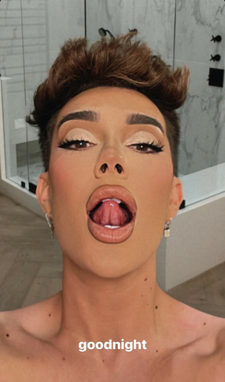 James Charles nackt perfekte bild