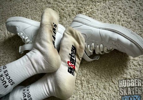 rubberskaterboy top nackten foto