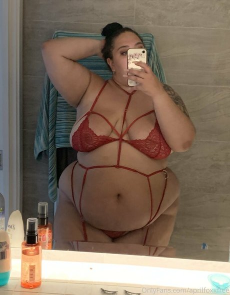 aprilfoxxfree erotische schöne foto