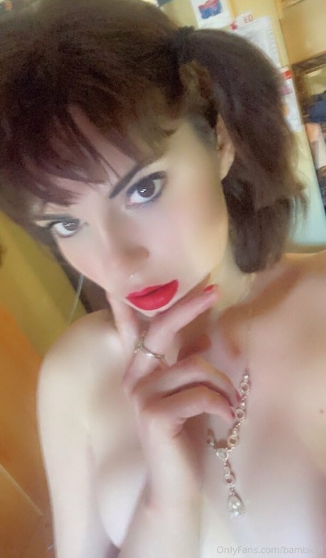 bambicat model nackten fotos