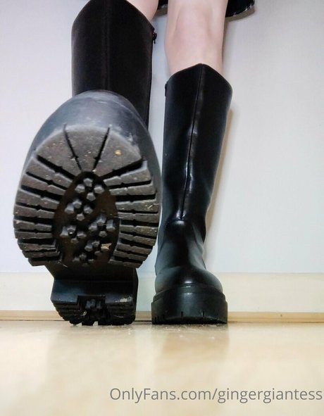 gingergiantess akt pornostar bild