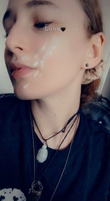 lilylurid nackt kunst galerie