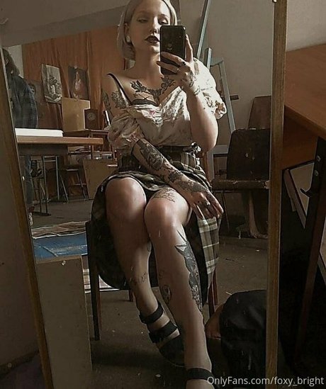 foxy bright schauspielerin akt bilder