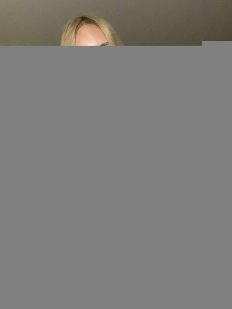 petitelux schauspielerin erwachsene bild