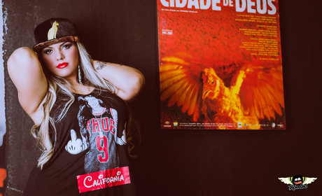 Carine Ivankio perfekte pornographische fotos