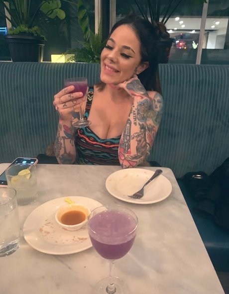 social-media-influencer onlyfans kostenlose akt galerien