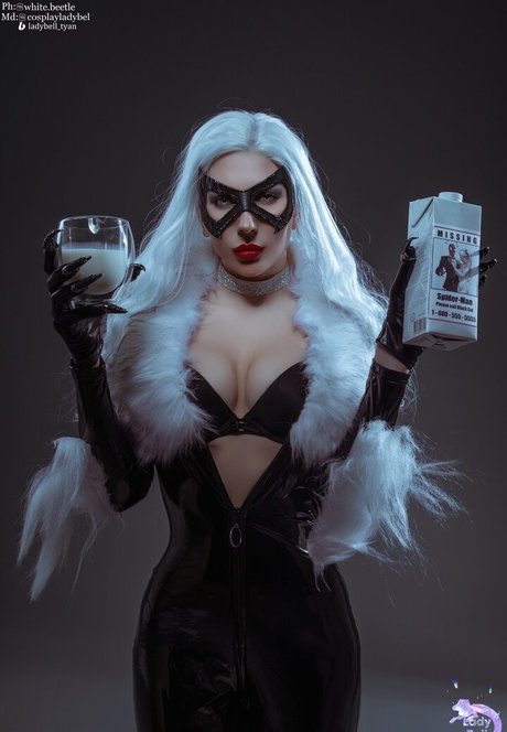 Ladybell pornostar freie bilder