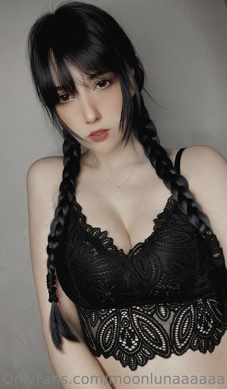 moonlunaaaaaa schauspielerin exklusive fotos