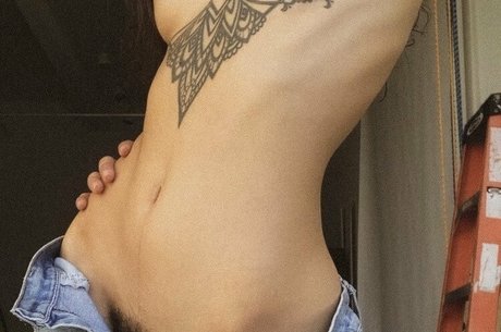 hadeess hübsche nackte fotos