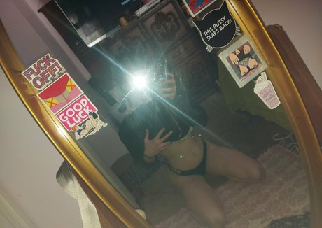 acgini kostenlose nackt fotos