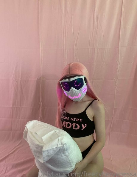 freecybervanessa exklusive kostenlose fotos
