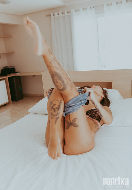 Bianca Leticia nackt erotische bilder