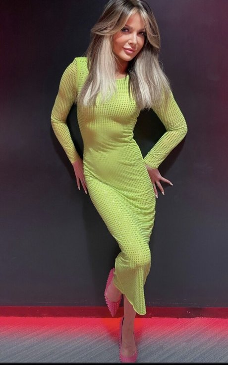 Lizzie Cundy hd porno bild