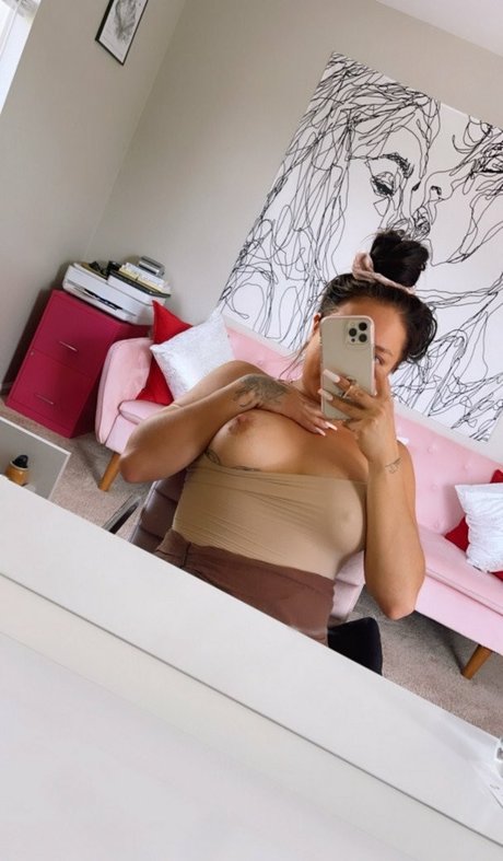 Baddy Bina erotische kostenlose archiv