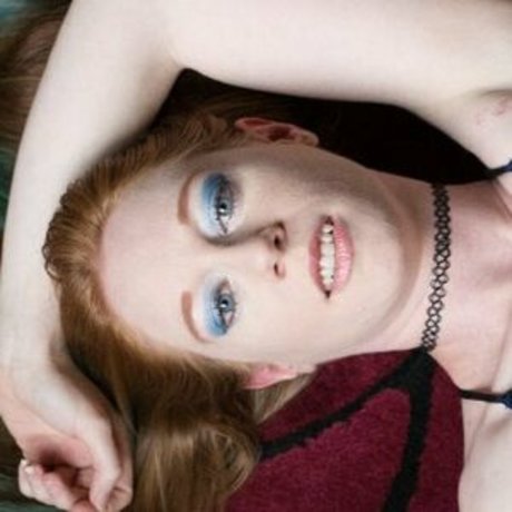 Rayne_ nackt schöne bild