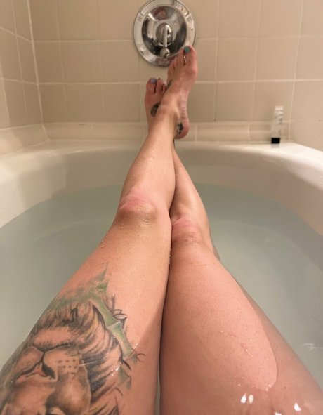 tittytata erotische nackte archiv