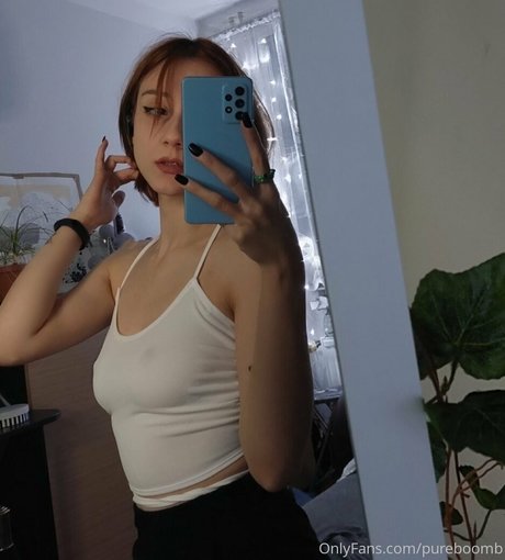 pure carlyy kostenlose sex bild