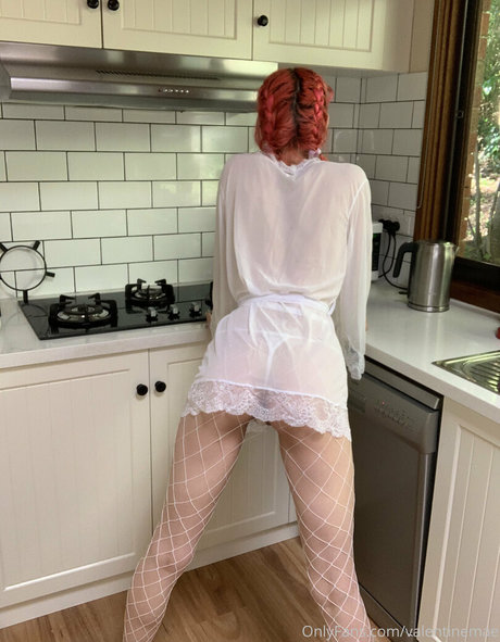 valentinemae xxx nacktheit bild