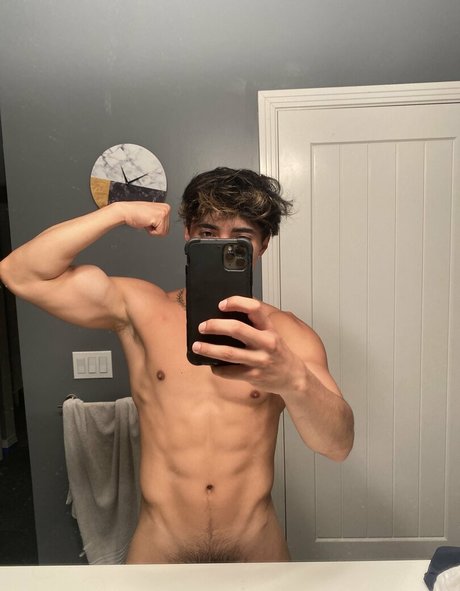 tanga-bikini onlyfans hd kunst bild