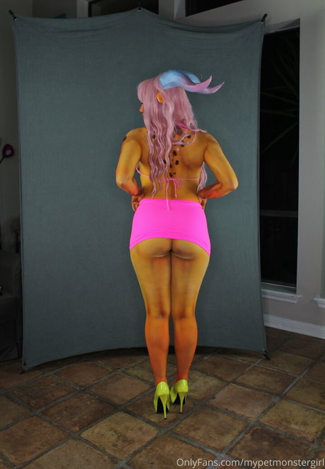 nackt-selfie von onlyfans kunst perfekte archiv