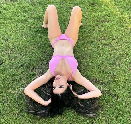 lady meow mur exklusive nackt fotos