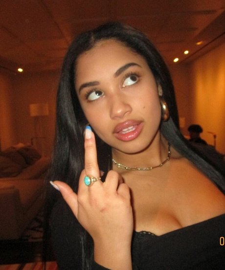 Emma Regala schauspielerin hd bilder