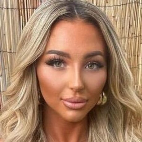 Beth Amelia nette galerien