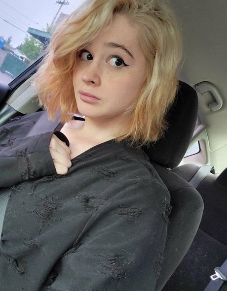 Tsfaebiee model pornografische archiv