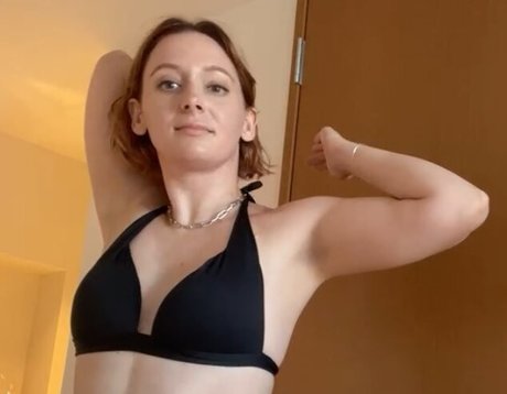 Tokidoki Traveller top hd fotos