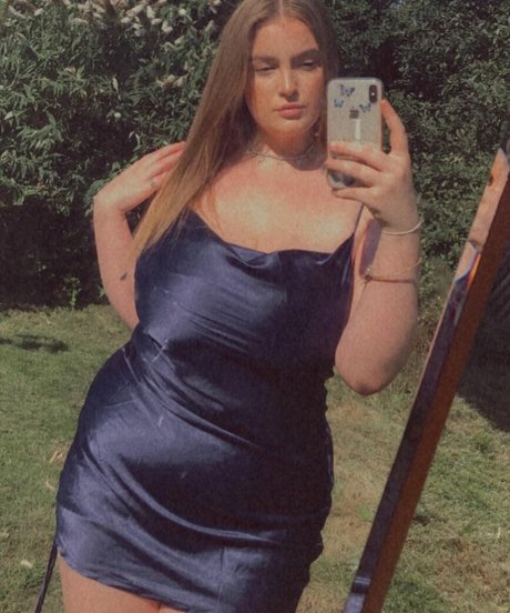 Lydia B porno nackt bilder