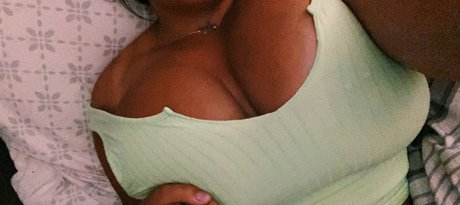 Isabelle Maltais model nackte foto