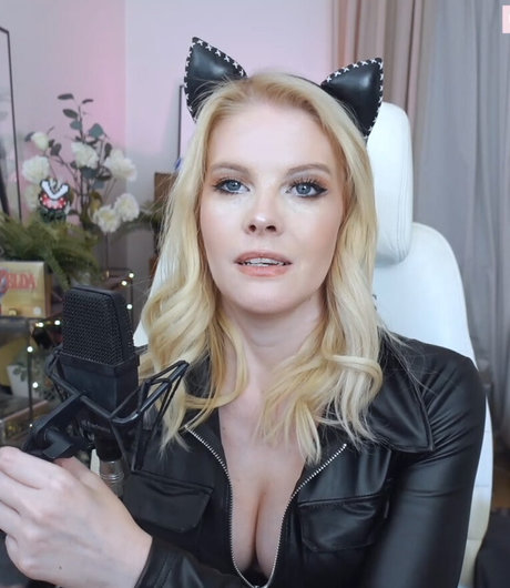 swebliss model hübsche fotos