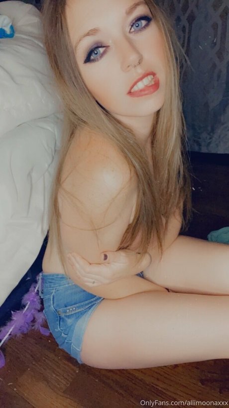 allimoonaxxx heiße erotische bild