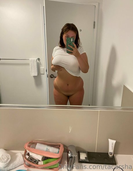 tacarsha nackt sexy bild