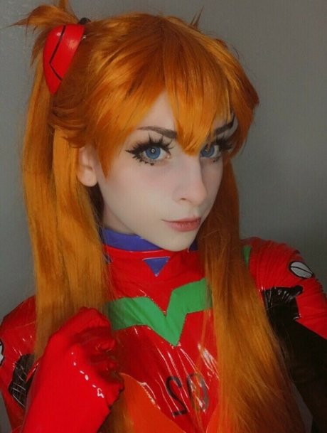 Spaceyellise heiße nacktheit foto