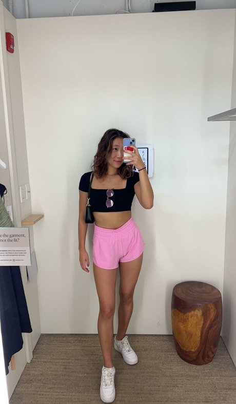 Alison L schöne akt bild