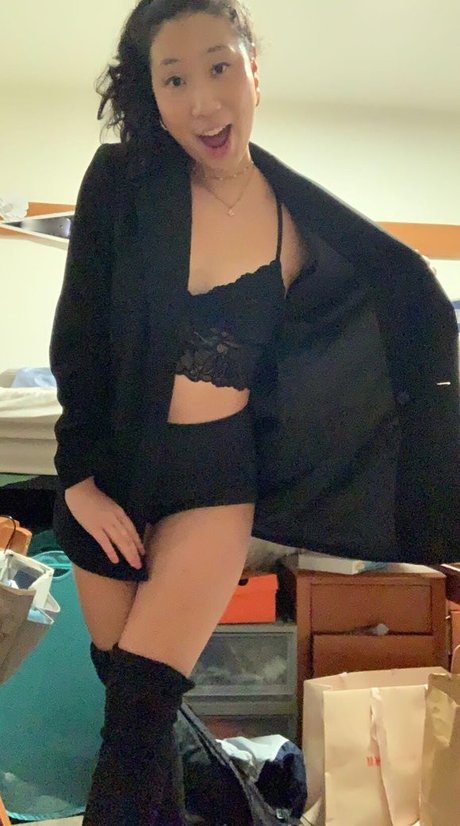 Alison L kunst archiv