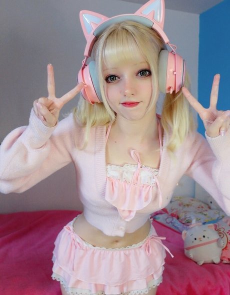 Kimmy Kimochi hübsche sexy galerien