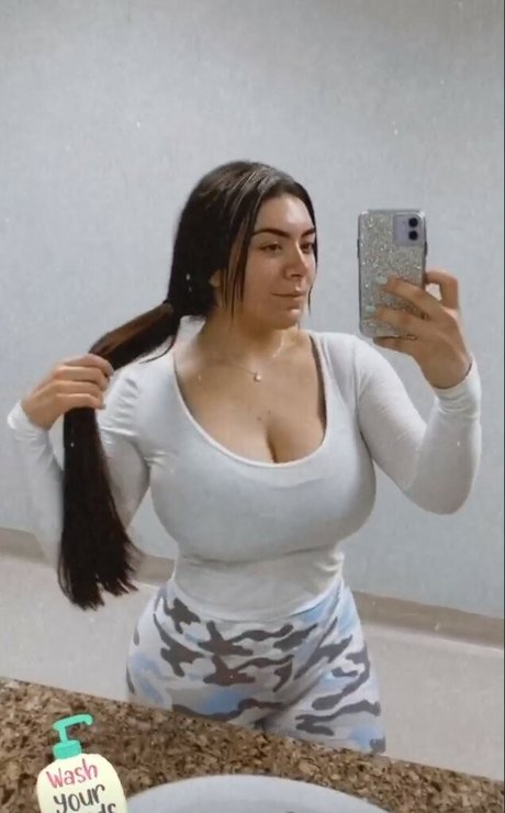 Nicky Nicole pornostar nackten fotos