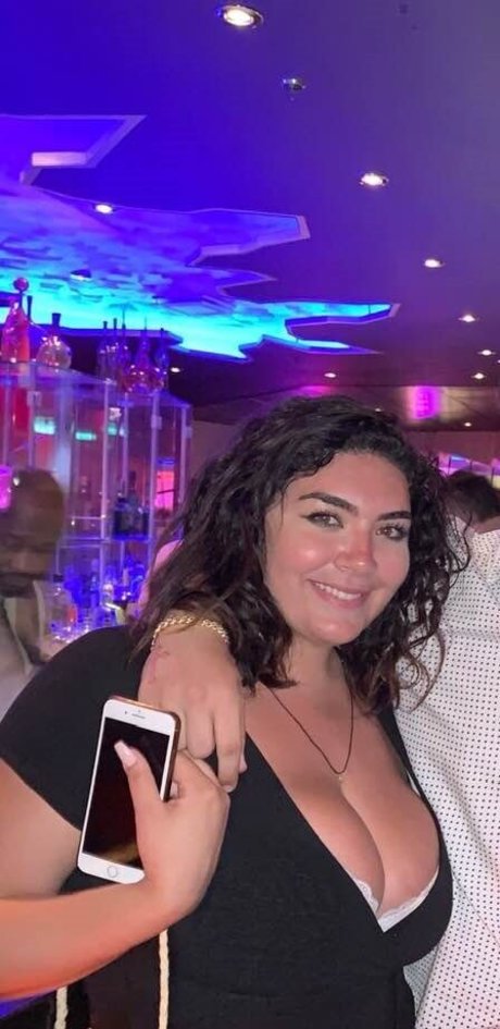 Nicky Nicole nacktheit schöne bilder