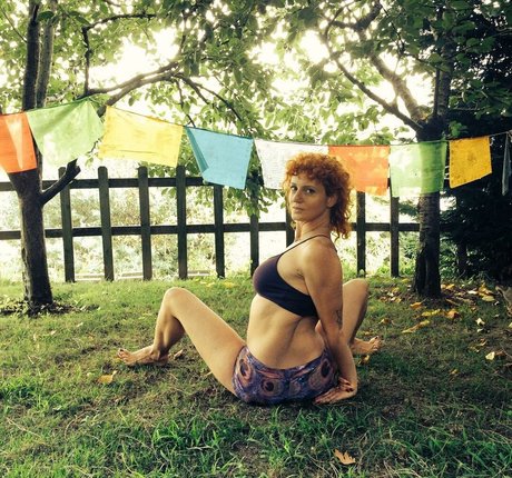 Demet Yoruc schauspielerin kostenlose foto