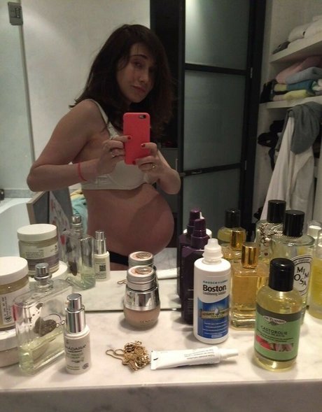 Carice Van Houten erotische erwachsene foto