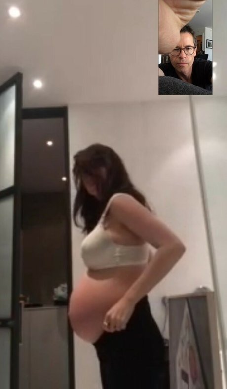 Carice Van Houten porno xxx foto