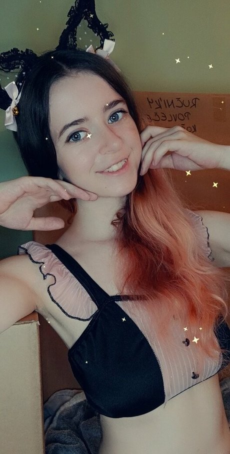 b kitty hübsche pornostar archiv