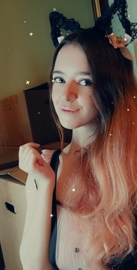 b kitty nacktheit pornographische fotos